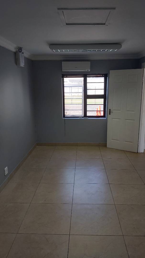 To Let commercial Property for Rent in Newton Park Eastern Cape